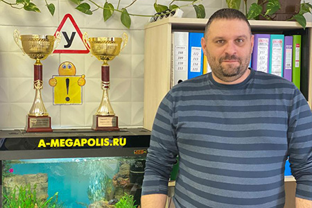 Автоинструктор Строгино Хренов Александр Иванович